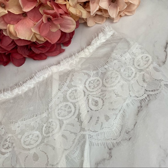 Boho White Lace Camisole & Panties Lingerie Set - Picture 9 of 16